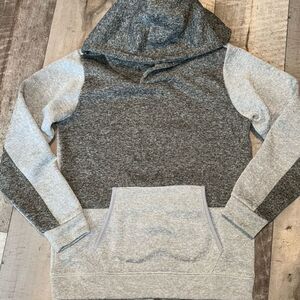 OCEAN‎ CURRANT hooded Sweatshirt- size Small
